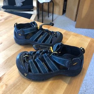 Keen Navy Newport H2 Sandals - Size 11